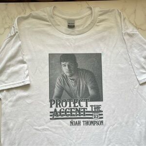 American Idol winner Noah Thompson “Protect the Accent” hometown tour t-shirt